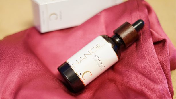 Nanoil με βιταμίνη C. Πότε και πώς μπορώ να το χρησιμοποιήσω; Πώς επηρέασε το δέρμα μου;